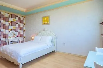 ** Hotel Healing Palace Pension Jeju South Korea